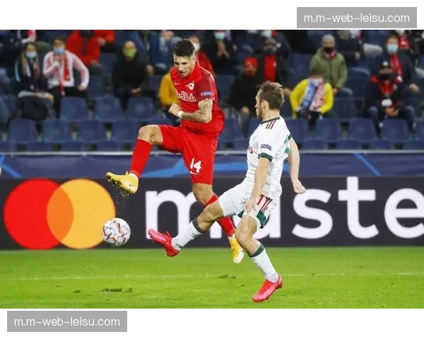 利物浦中场核心索博斯洛伊客串右卫 中场控制力锐减