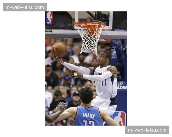 利兹联主场防守组织有序 仅因一次防守疏忽导致最终失利