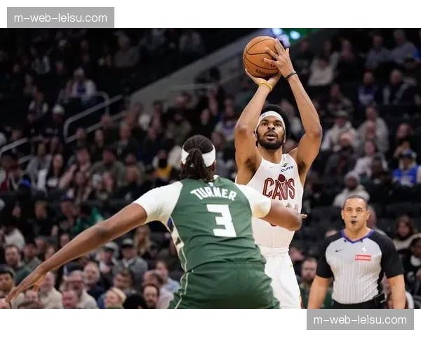 贾勒特·艾伦右膝肌腱炎缺阵，骑士内线护筐与篮板控制削弱